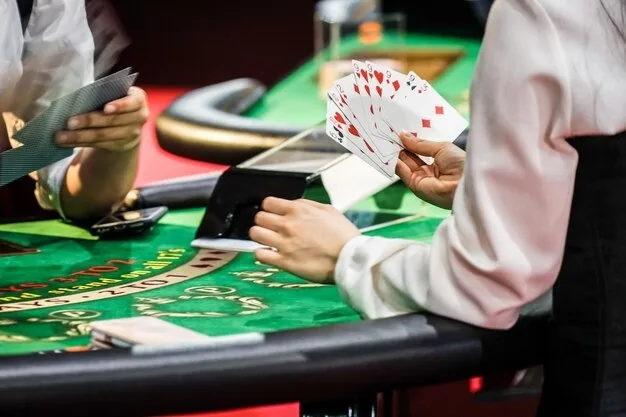 558win 558win Casino: Live Tables, Slots and More in One Lobby
